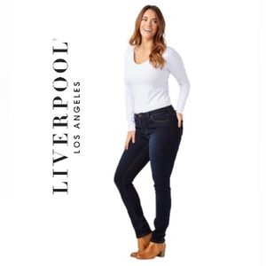 Liverpool Abby Skinny Jean Size 8/29 Dark Wash
